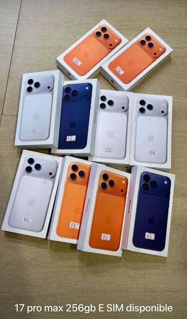 Iphone 17 — Borom Darou, Marché Colobane Dakar