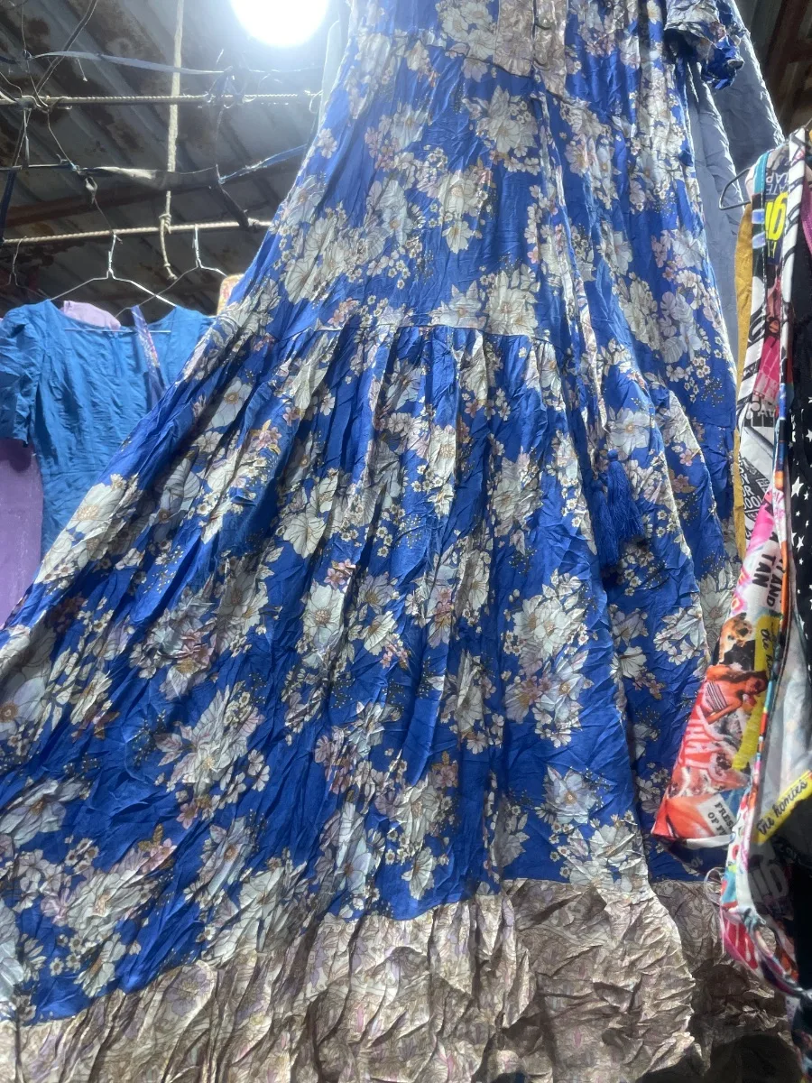 Robe rose pour femme — 3 000 FCFA chez black friperie, Marché Colobane Dakar