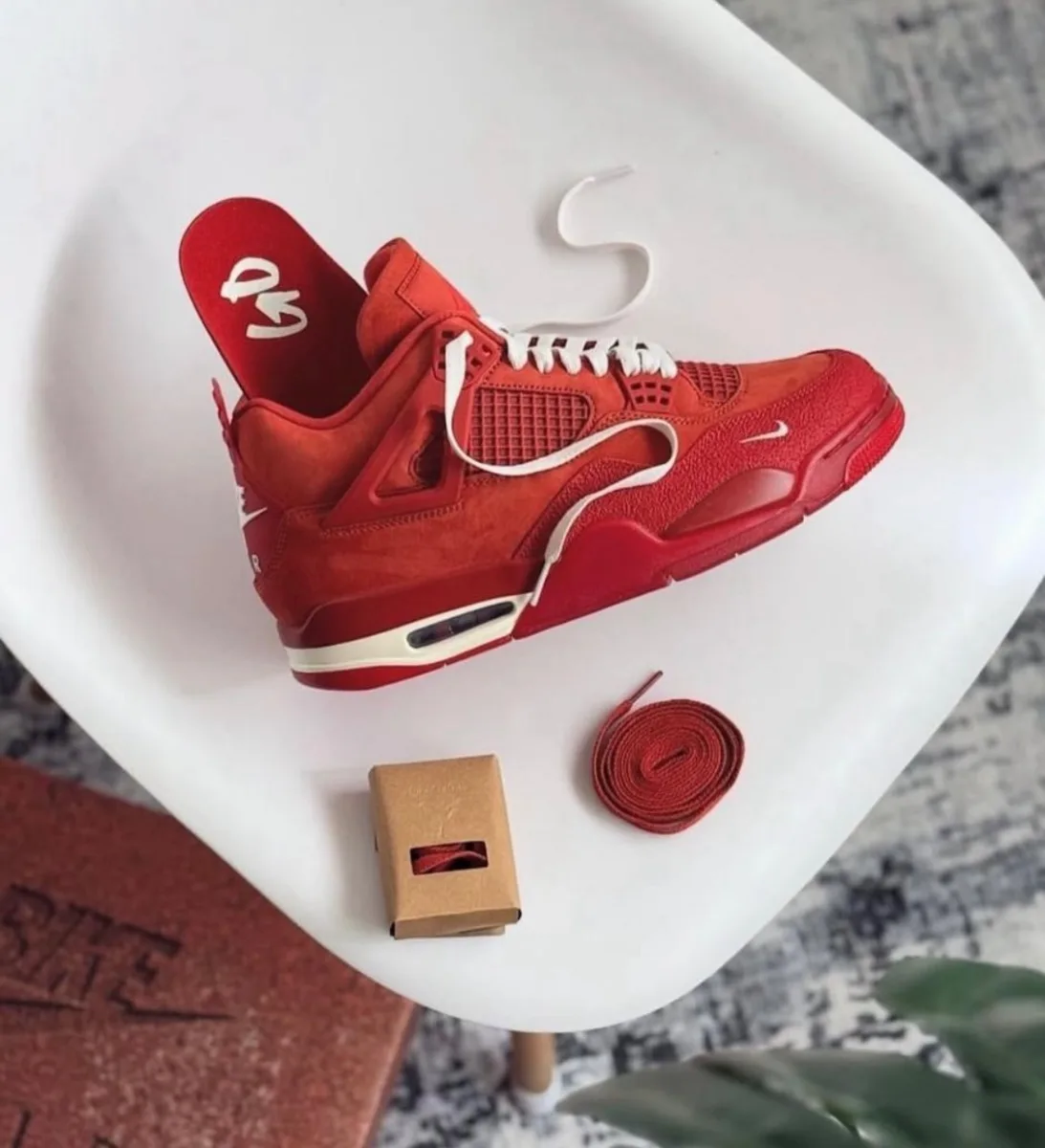 Jordan 4 brick — Mame cheikh shoes, Marché Colobane Dakar