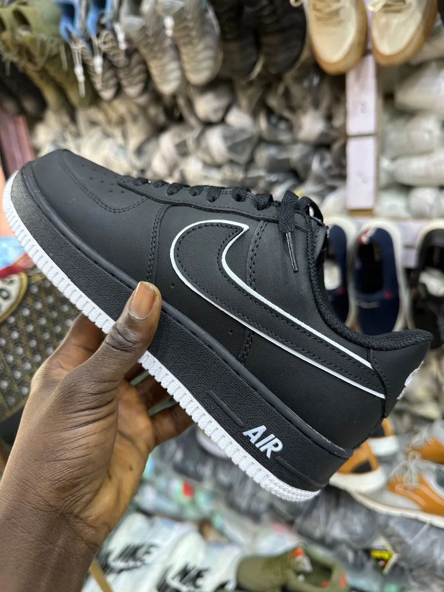 Chaussures air force 1 — 25 000 FCFA chez AKD-SHOES, Marché Colobane Dakar