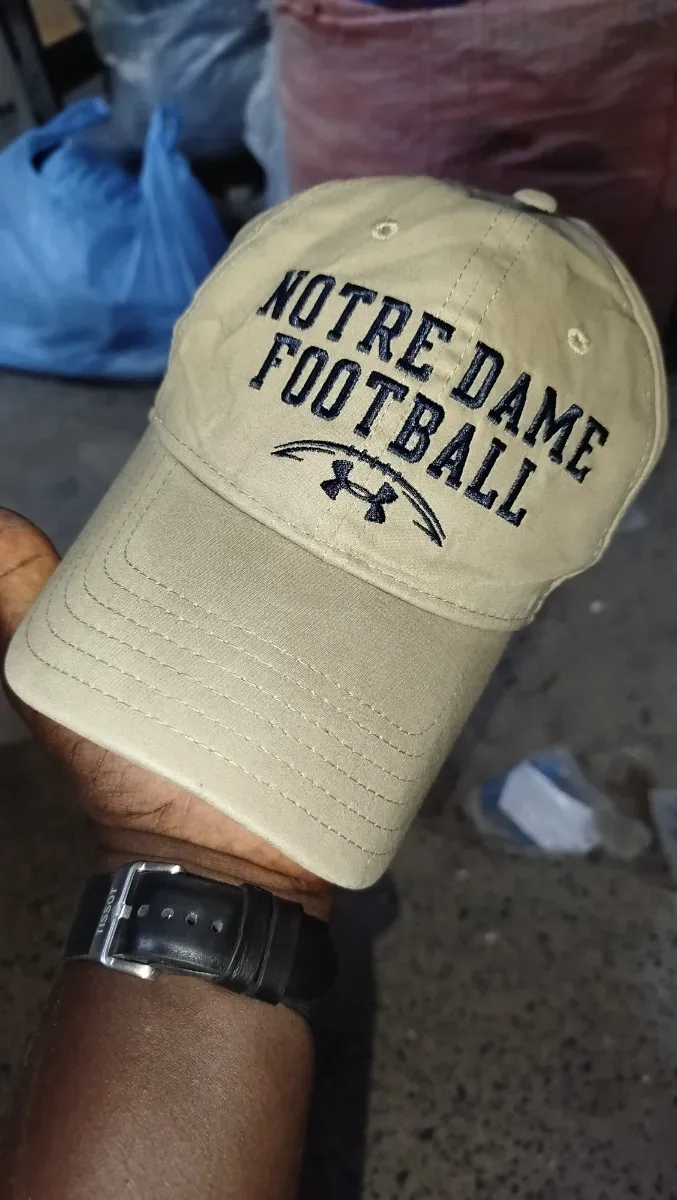 Sarr normal cap — 5 000 FCFA chez Ibrahima Business, Marché Colobane Dakar